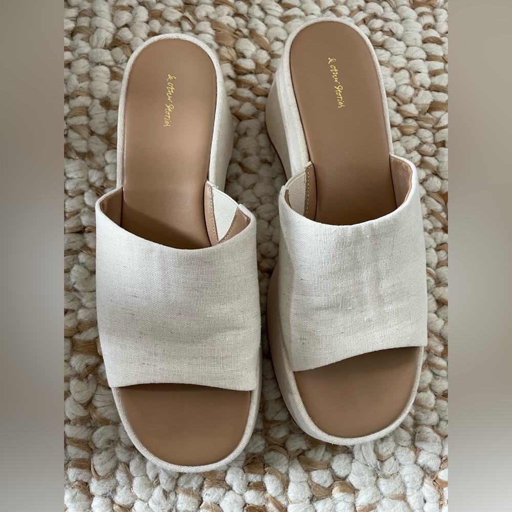 & Other Stories Platform Sandal - Beige